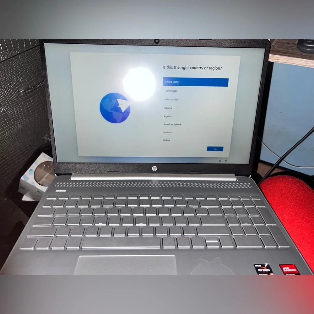 HP - 15.6